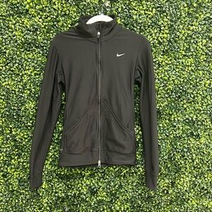 Nike dry fit zip up jacket
Size: extra small